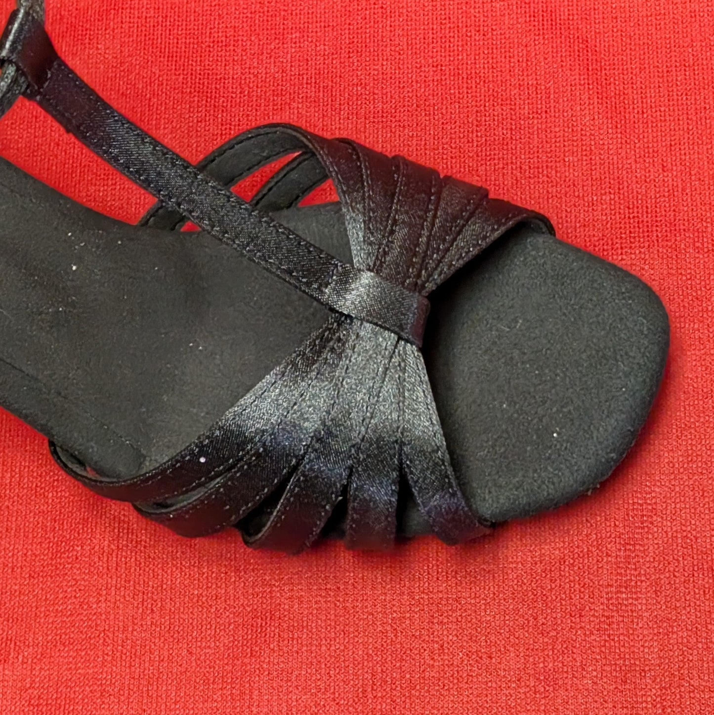 SARAH T-STRAP 2"HEEL