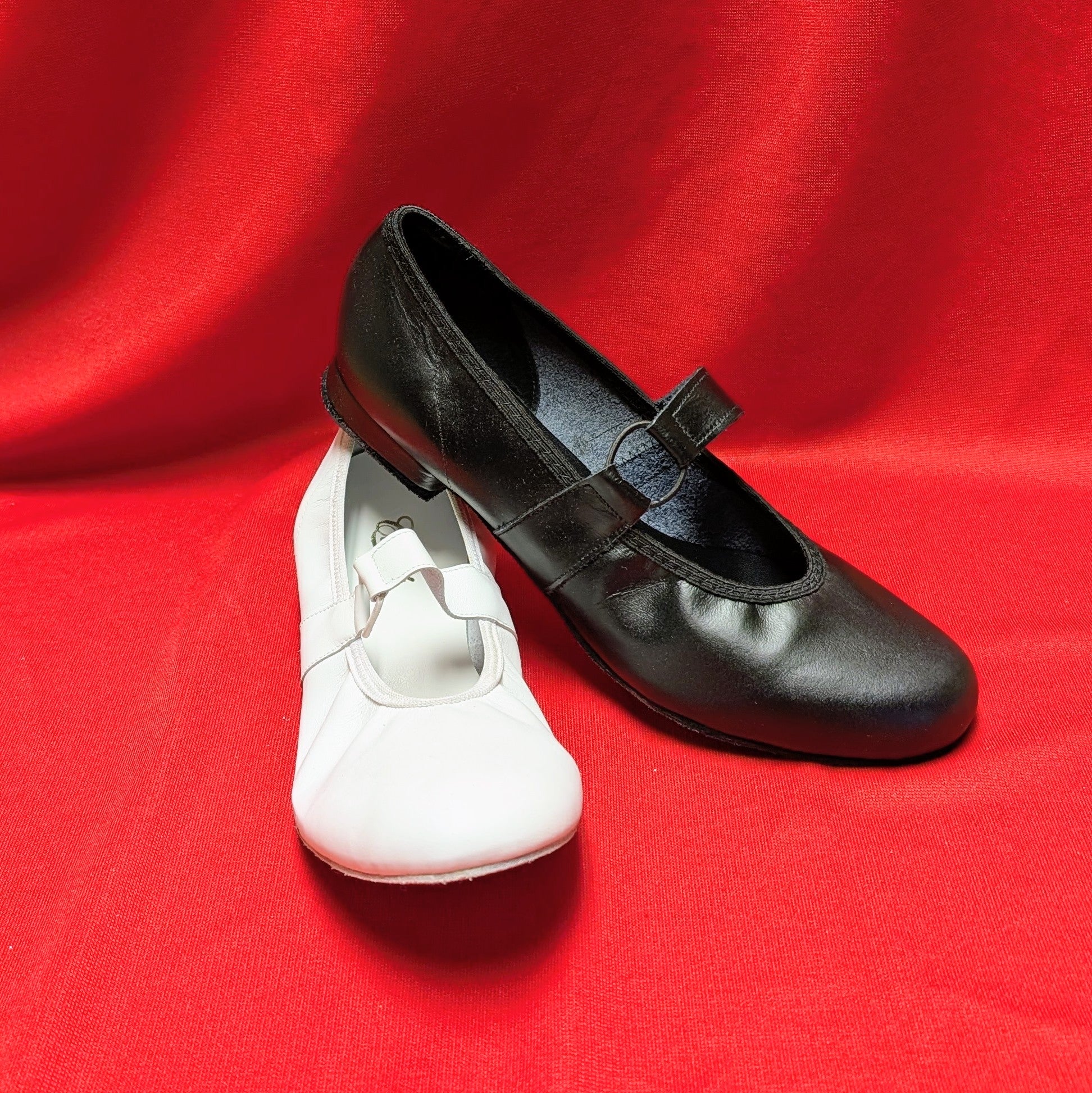 サンダル ringo Ringo – Petticoat Junction Dance Shop