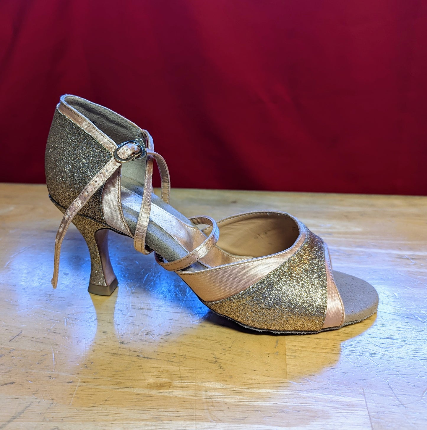 OPEN TOE LATIN