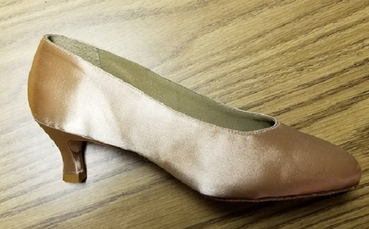 capezio pump