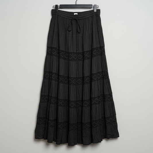 PRAIRIE SKIRT WITH CROCHET TIERS