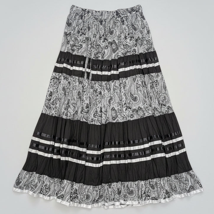 BLACK & WHITE PAISLEY RIBBON SKIRT